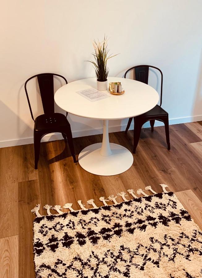 Gaestehaus Zur Uni Klinik Exklusives Apartment Mit Kueche Und Badezimmer 홈부르크 외부 사진
