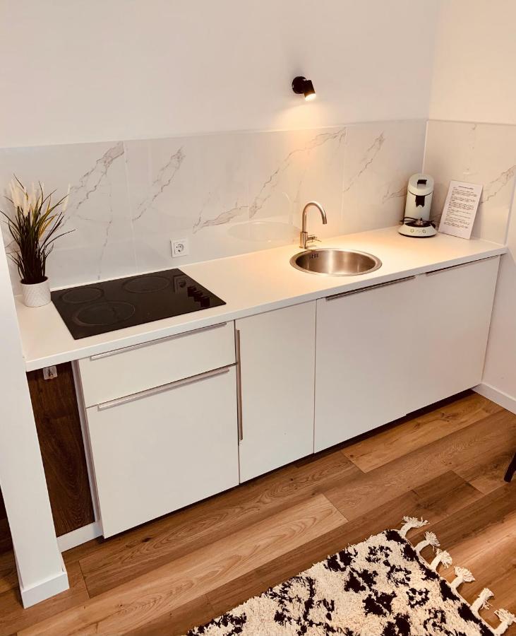 Gaestehaus Zur Uni Klinik Exklusives Apartment Mit Kueche Und Badezimmer 홈부르크 외부 사진