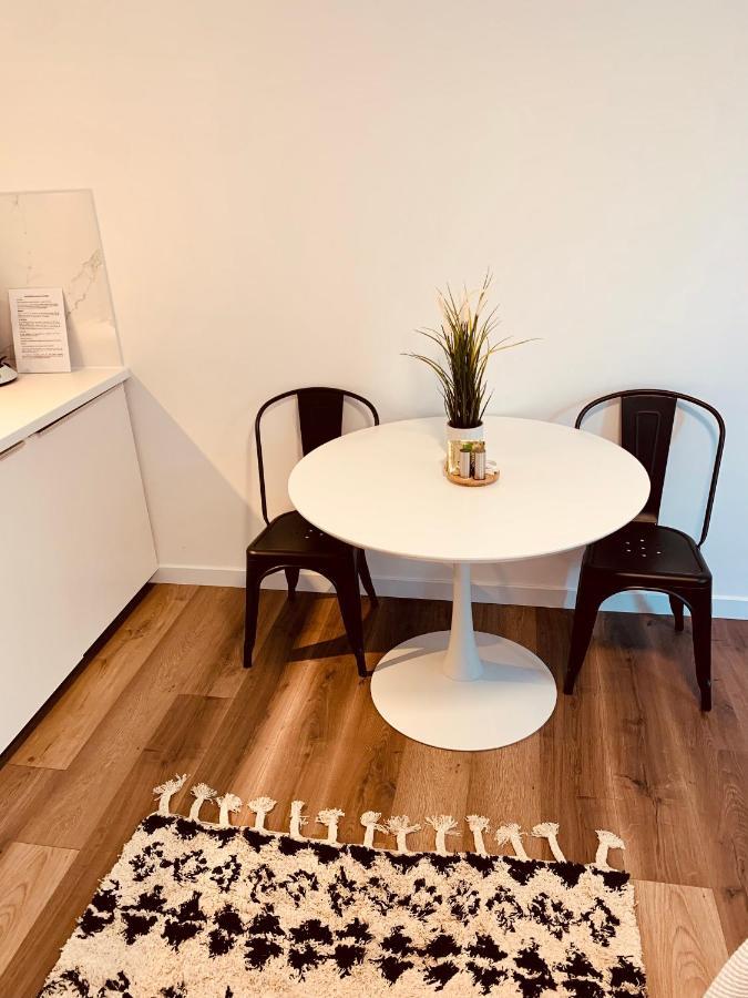 Gaestehaus Zur Uni Klinik Exklusives Apartment Mit Kueche Und Badezimmer 홈부르크 외부 사진