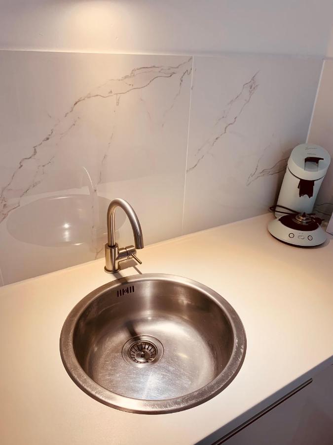 Gaestehaus Zur Uni Klinik Exklusives Apartment Mit Kueche Und Badezimmer 홈부르크 외부 사진
