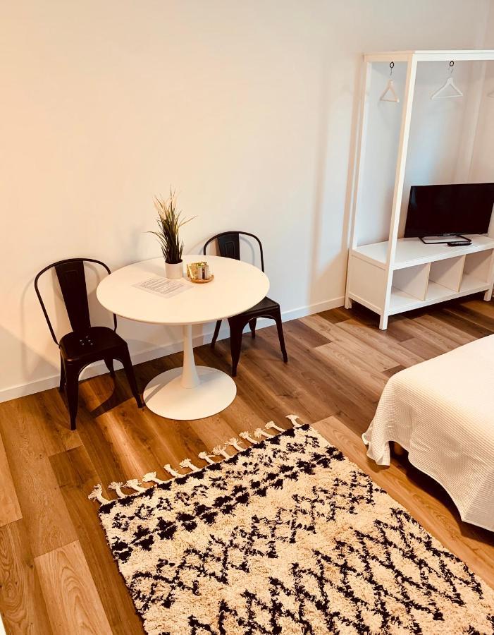 Gaestehaus Zur Uni Klinik Exklusives Apartment Mit Kueche Und Badezimmer 홈부르크 외부 사진